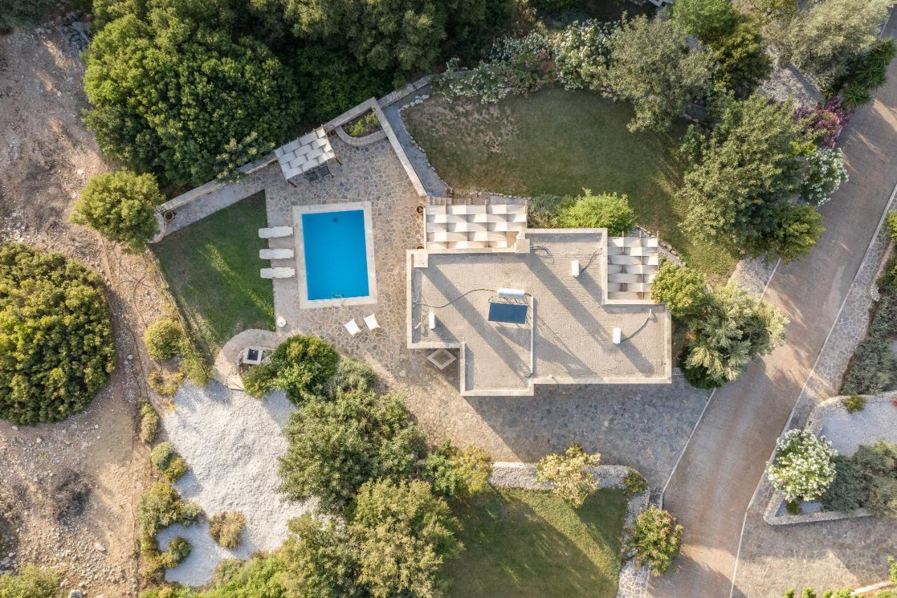 Koules Estate, With Private Pools & Bbq - Embracing Nature, By Thinkvilla Argouli Kültér fotó