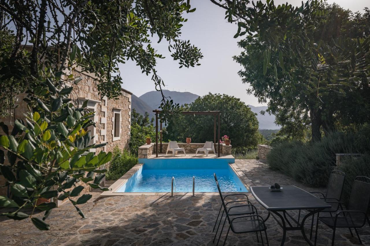 Koules Estate, With Private Pools & Bbq - Embracing Nature, By Thinkvilla Argouli Kültér fotó