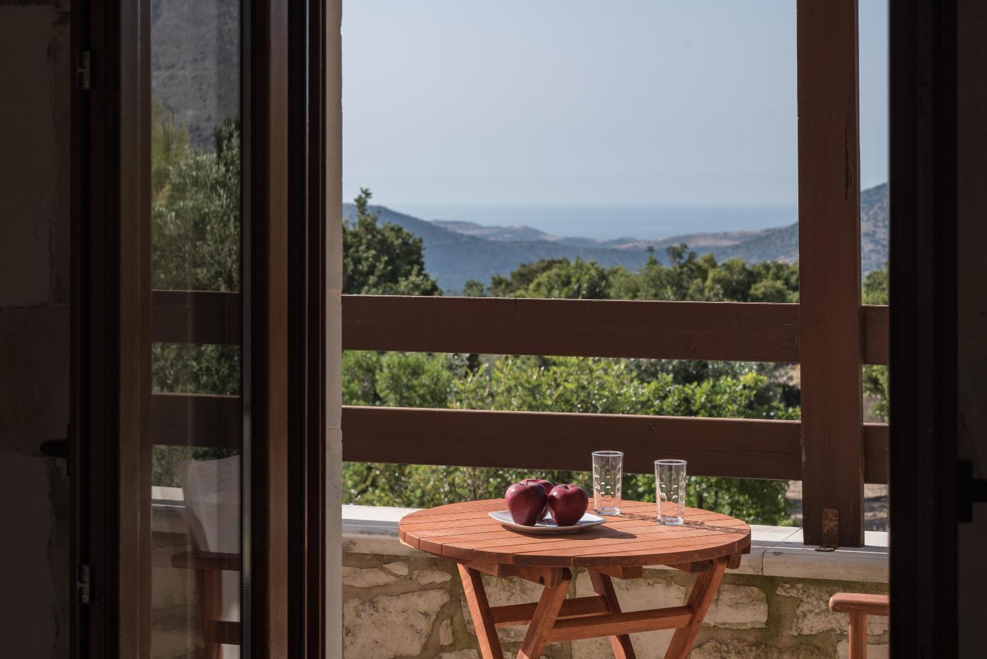 Koules Estate, With Private Pools & Bbq - Embracing Nature, By Thinkvilla Argouli Szoba fotó